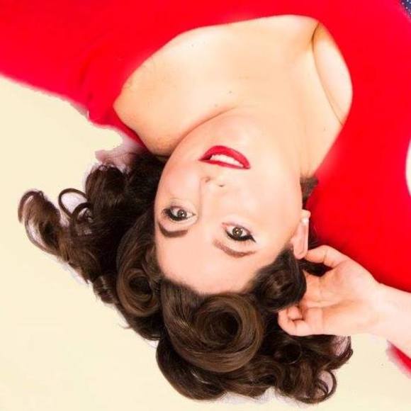 Meet your Posher, Ali - Picture 1 of 1